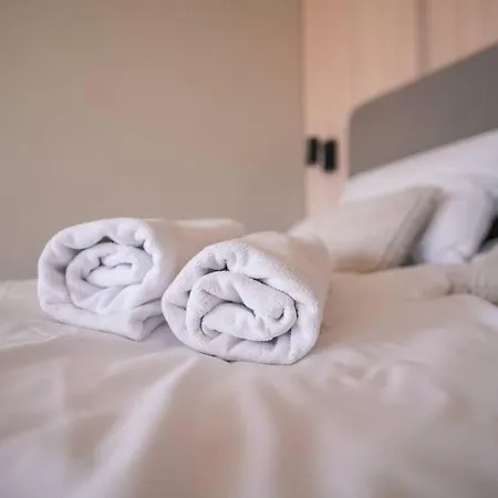 Apartment Perfect With Great Location *